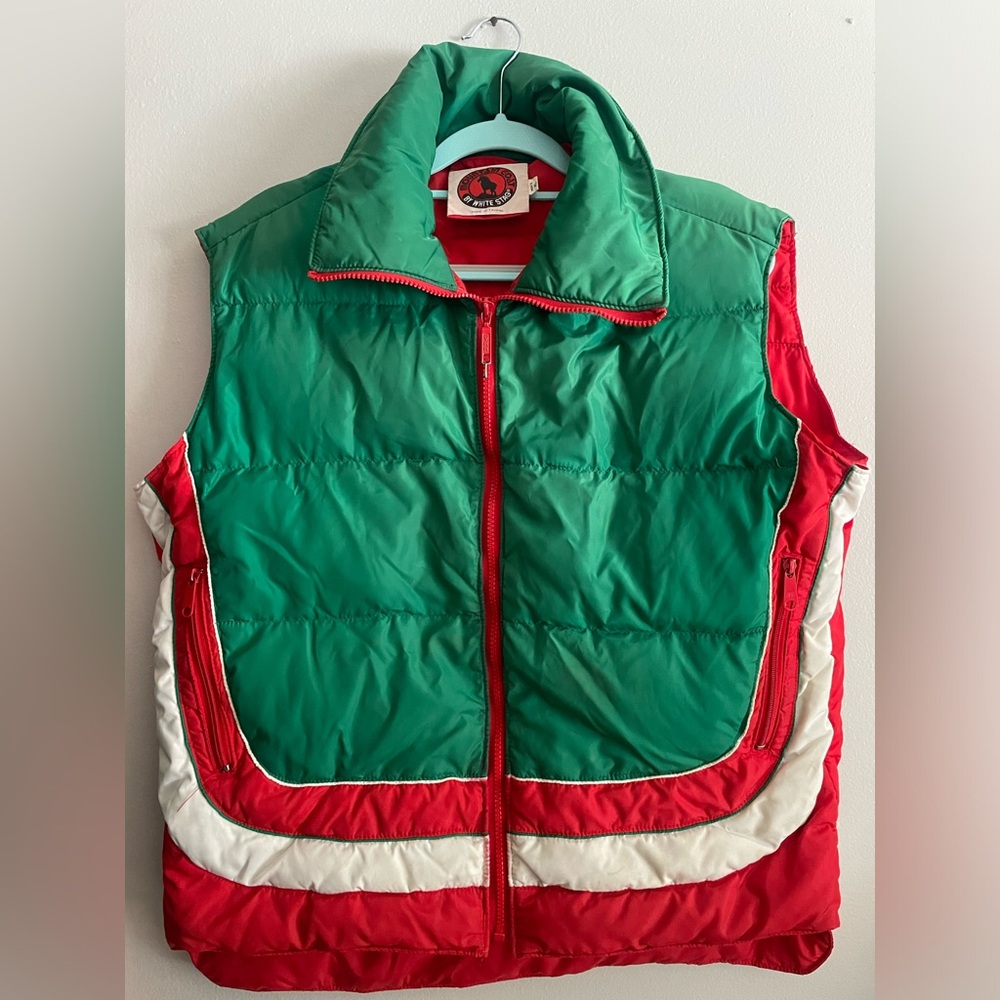 Mountain Goat by White Stag Vintage Puffer Down Vest, Size XL